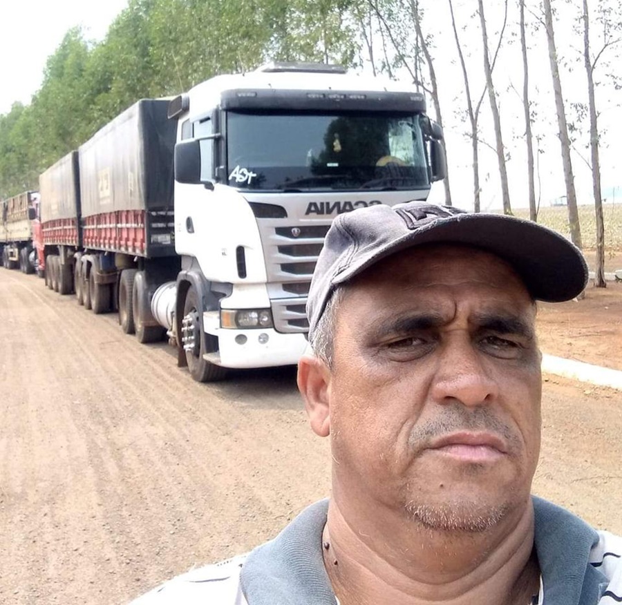 Homem morre em colisão entre carreta e caminhão em Tangará da Serra