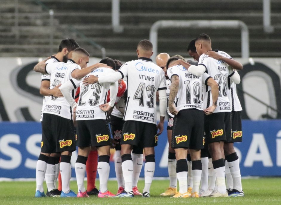 Corinthians aguarda ansiosamente por acerto com novo técnico. Créditos: Reprodução Twitter