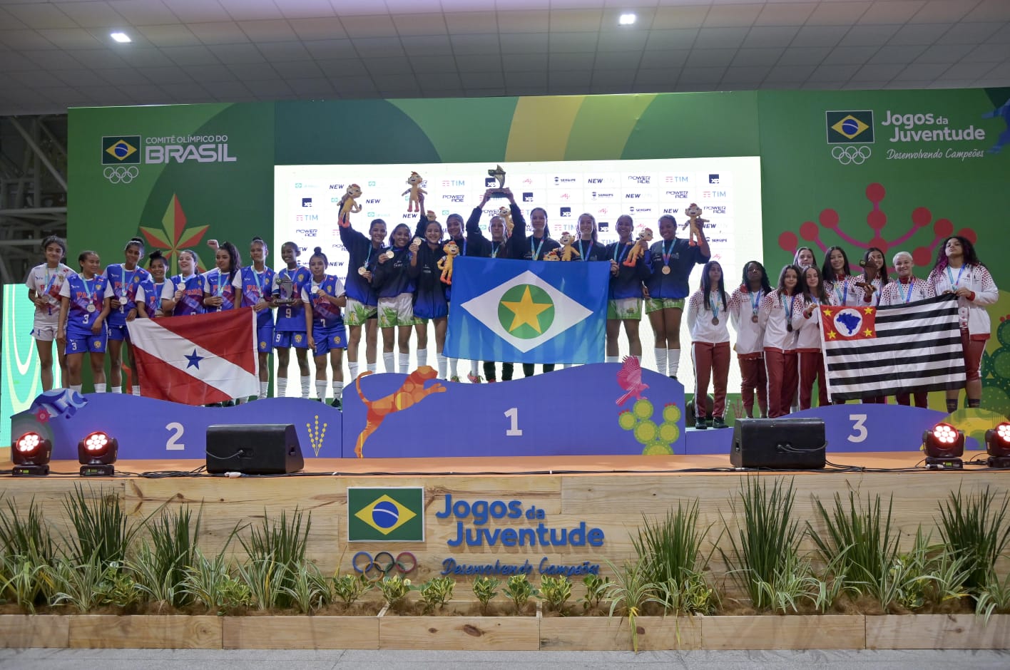 Futsal e voleibol feminino de MT conquistam medalhas de ouro e prata
