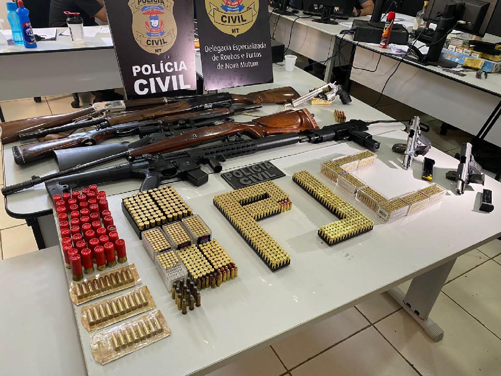 Arsenal de armas e munições é apreendido durante buscas em municípios de MT